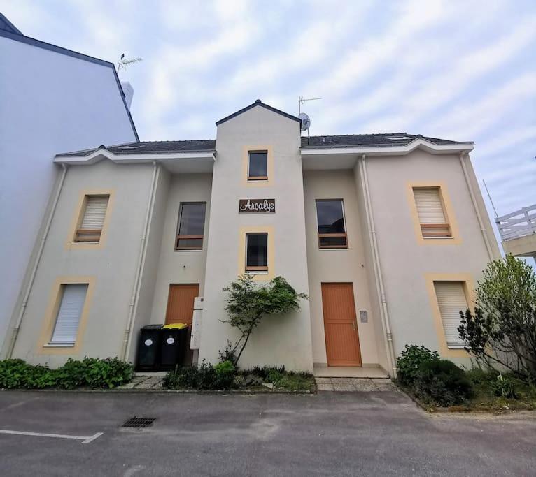 Apartment Sur La De Bonne Source Les Pieds Dans L'eau