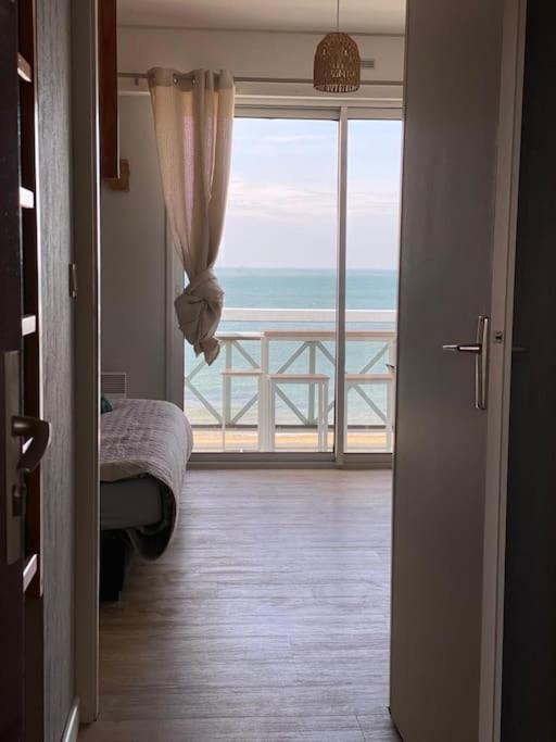Sur La De Bonne Source Les Pieds Dans L'eau Apartment Pornichet